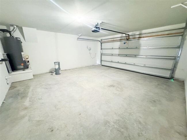 Building Photo - 7604 Purple Drop Bnd