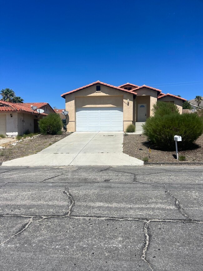 Primary Photo - 66334 San Juan Rd