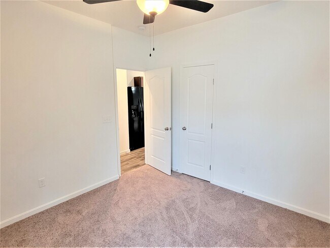 Building Photo - 5112 Limerick Ct.