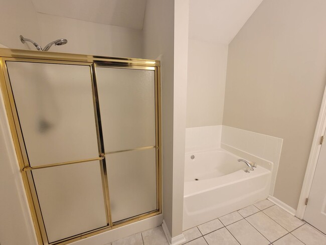 Building Photo - 4779 Cold Springs Dr