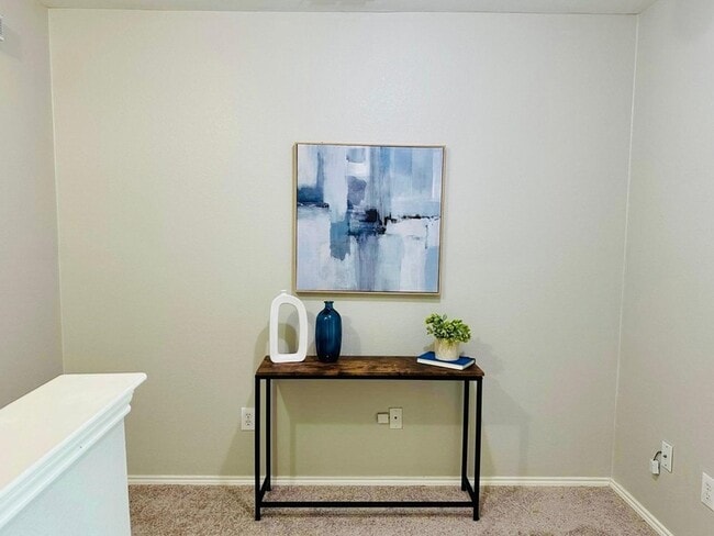 Building Photo - 8601 Forest Highlands Dr