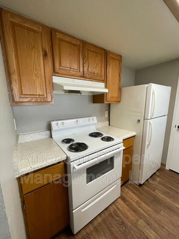 Building Photo - 13120 E 44th St