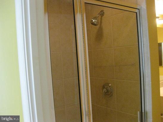 Building Photo - 851 N Glebe Rd