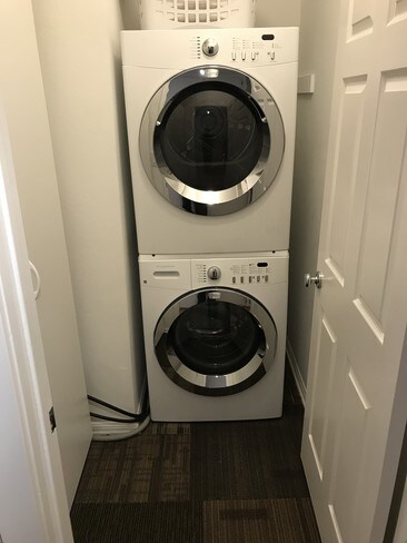 Laundry room - 2663 S Centinela Ave