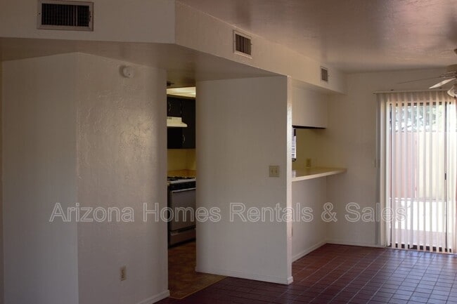 Building Photo - 608 S Liana Ct