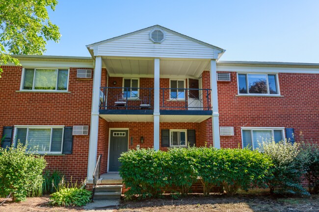 Building Photo - 1097 Tienken Ct