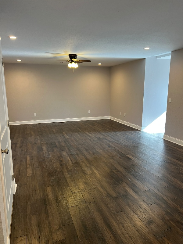 Building Photo - 2030 Shade Tree Dr