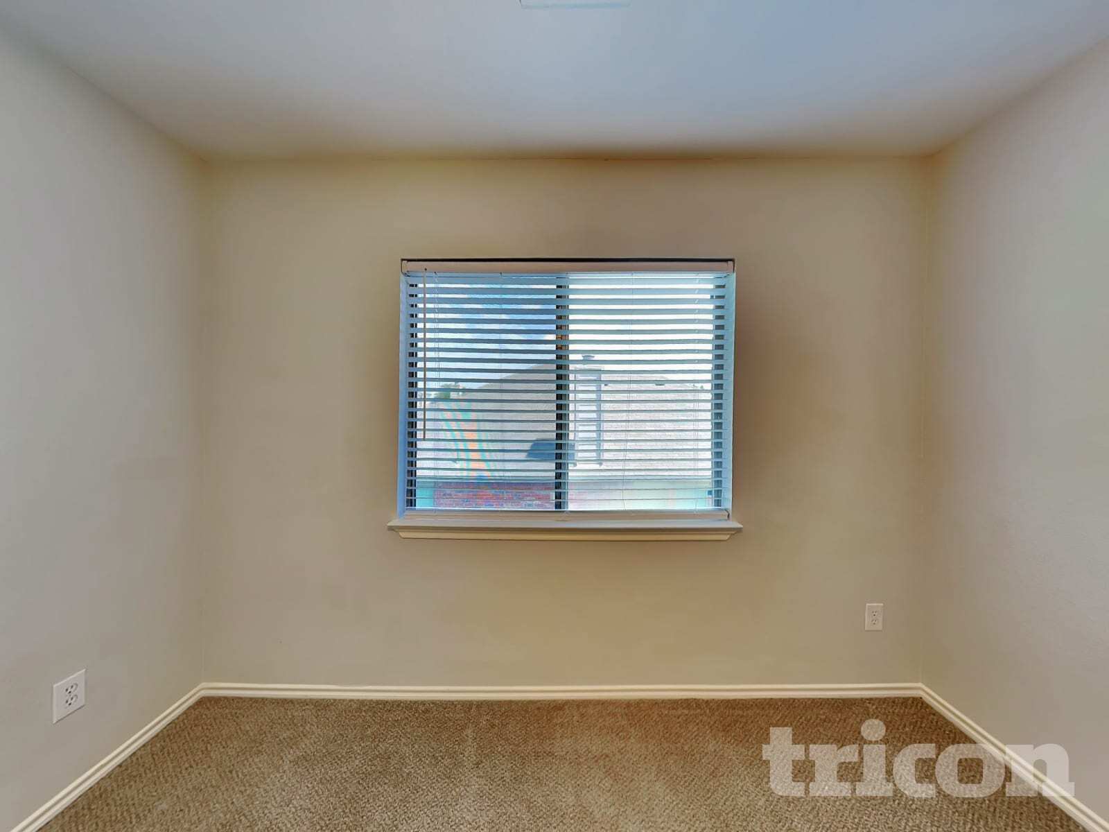 Building Photo - 1525 Trent Dr