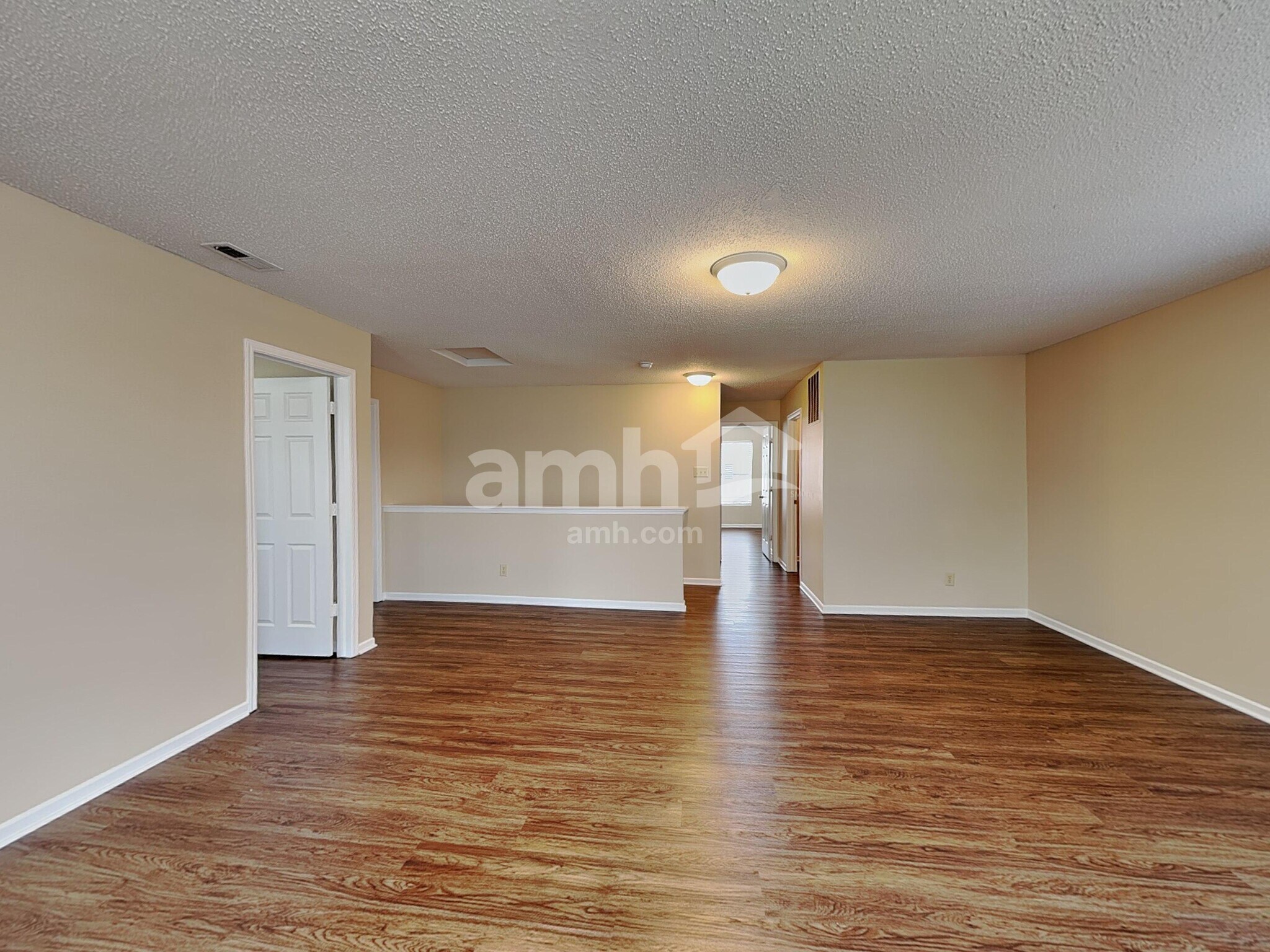 Building Photo - 2170 Bridlewood Dr