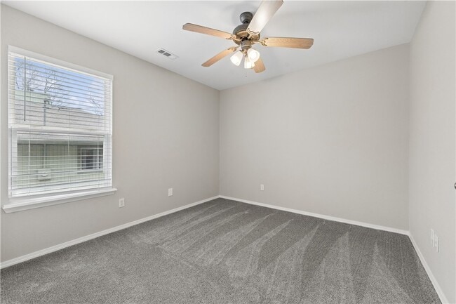 Building Photo - 15 Rillington Dr