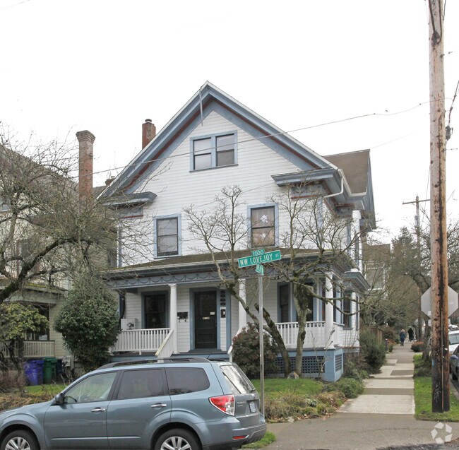 Primary Photo - 2388 NW Lovejoy St