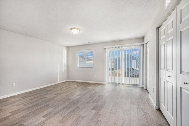 Building Photo - 6204 Aurelius Rd