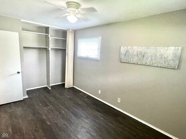Building Photo - 110 N Tyrone Dr