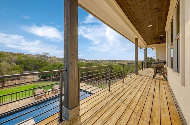 Building Photo - 15421 McCormick Vis