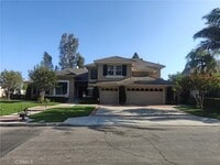 Building Photo - 27900 Mt Hood Way