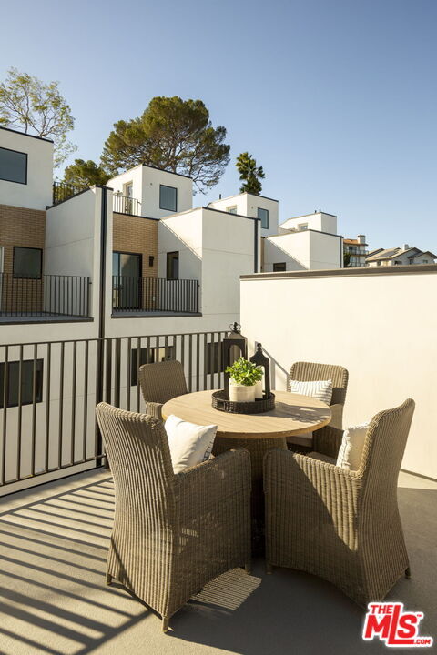 Building Photo - 3849 Don Tomaso Dr