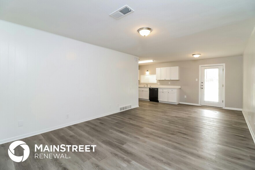 Building Photo - 3961 W Spurgeon St