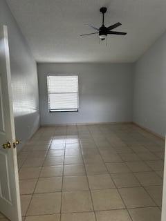 Building Photo - 917 SE Streamlet Ave