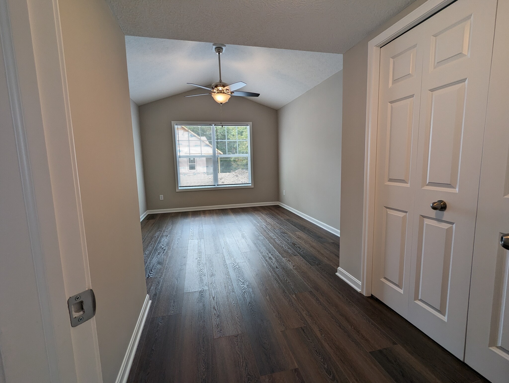 1st Fl. Master bedroom - 4262 Stow Rd