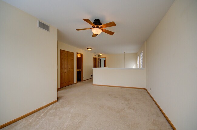 Building Photo - 355 Grape Vine Trail