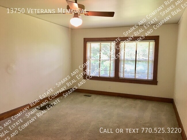 Building Photo - Winston Rental (Available to show Nov 1, 2...
