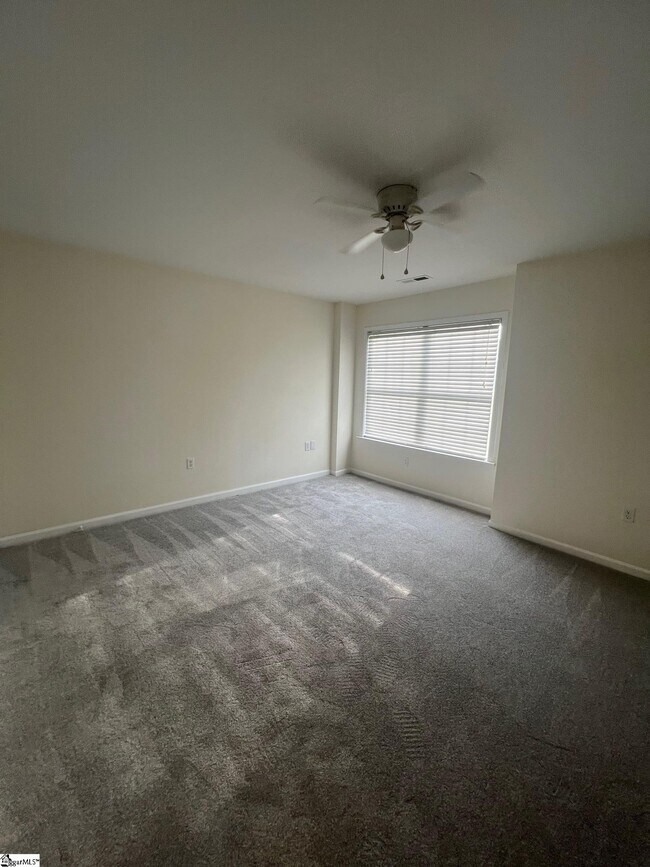 Building Photo - 377 Still Water Cir