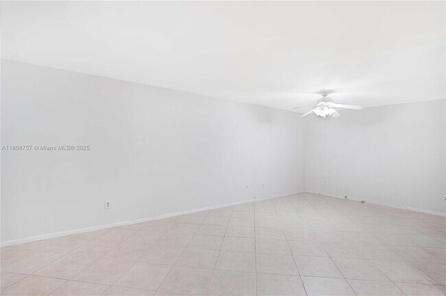 Building Photo - 3570 Magellan Cir