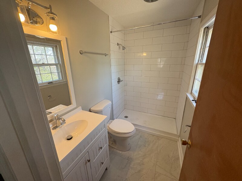 Building Photo - 1280 State Rd S-28-484