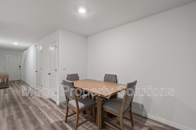 Building Photo - 959 Spotted Egret Loop