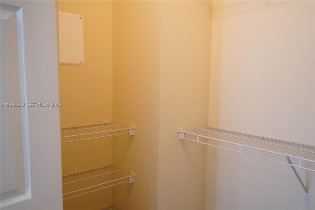 Building Photo - 4404 SW 160th Ave