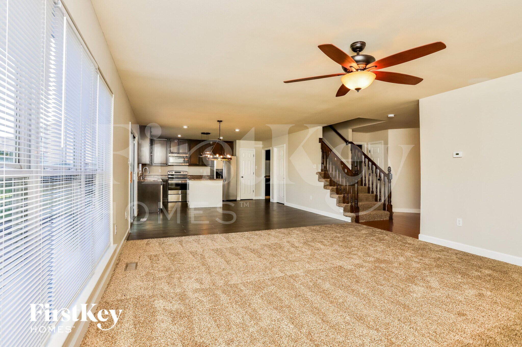 Building Photo - 1702 Briarmanor Dr