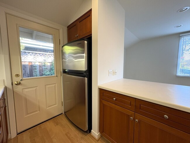 Building Photo - Beautiful Palo Alto Home with In-Law Suite, Central AC & Heated Pool