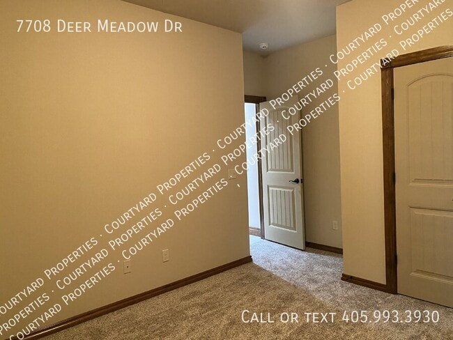 Building Photo - 7708 Deer Meadow Dr