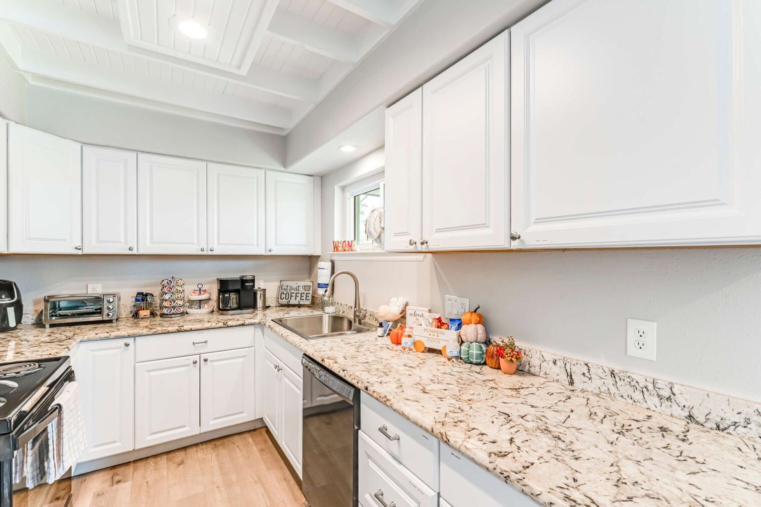 Building Photo - 510 E King St