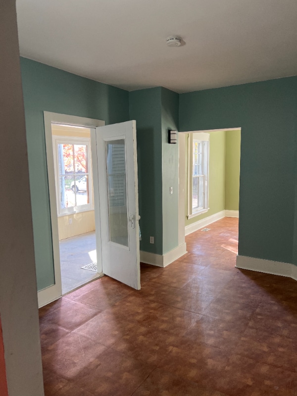 Building Photo - 419 3rd St