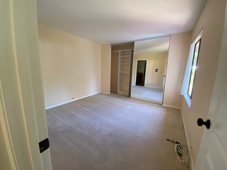 Bedroom - 9546 Easter Way