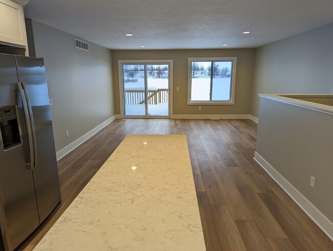 Building Photo - Recently Built 4 Bedroom, 2.5 Bath Duplex in Grandville