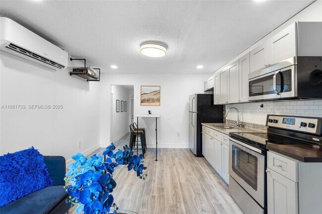 Building Photo - 1850 NW 92nd St