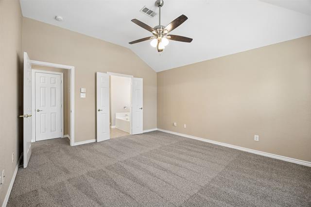 Building Photo - 9508 Fox Hill Dr