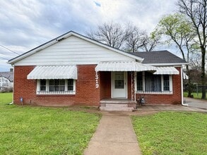 Building Photo - 1319 Tabor St