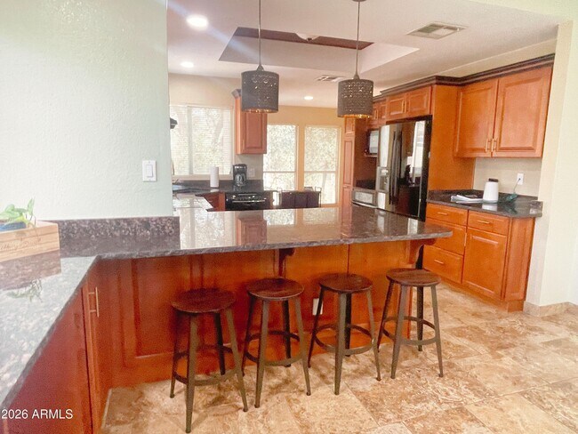 Building Photo - 101 N 7th St