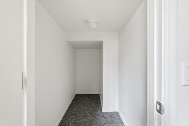 Building Photo - Higley Park Home