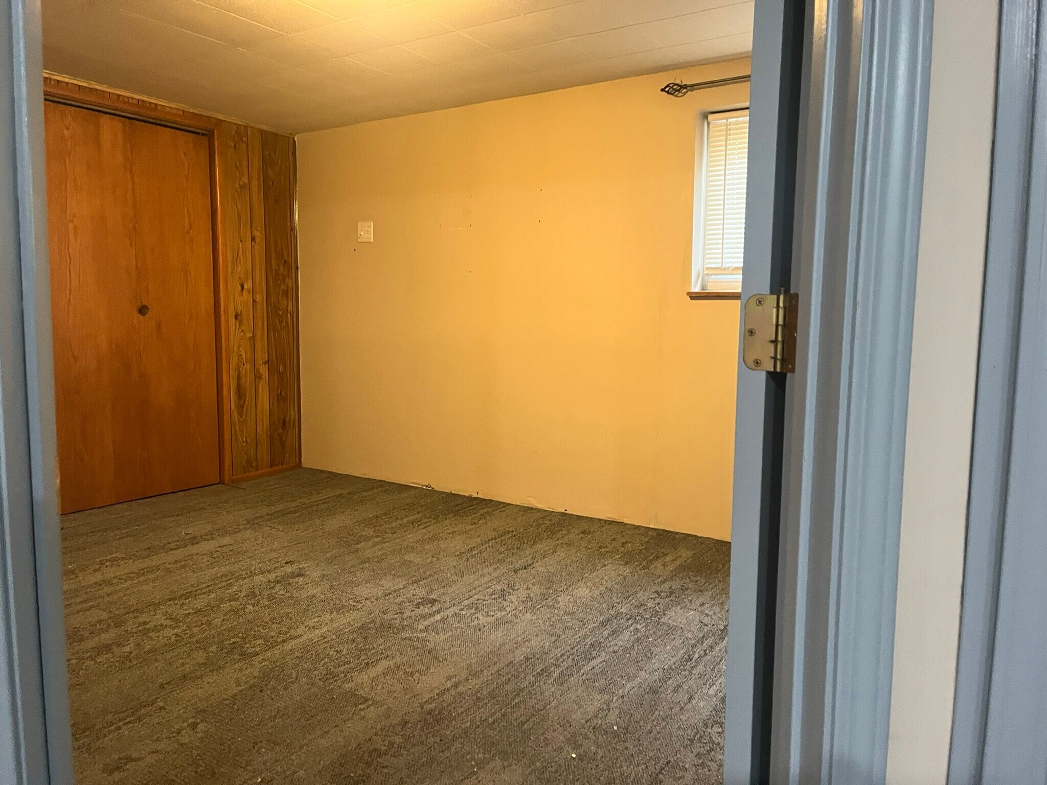 Building Photo - 3816 N Nora Ave