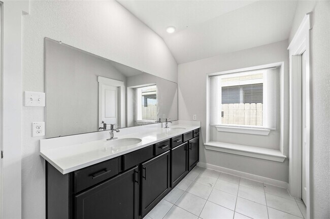 Building Photo - 4415 Azalea Blossom Rd