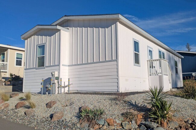 Building Photo - 6656 Pentz Rd