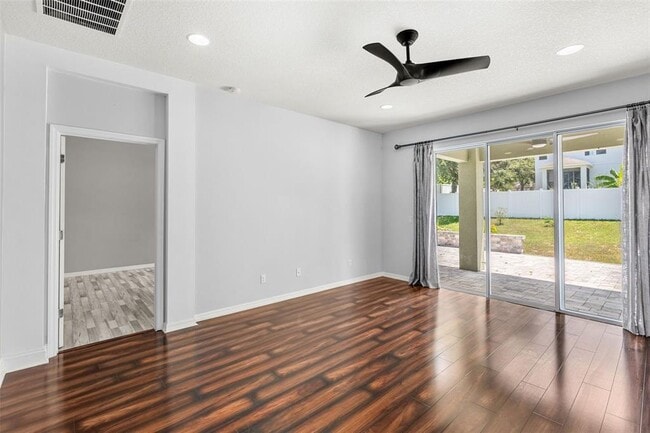 Building Photo - 11616 Thacker Dr