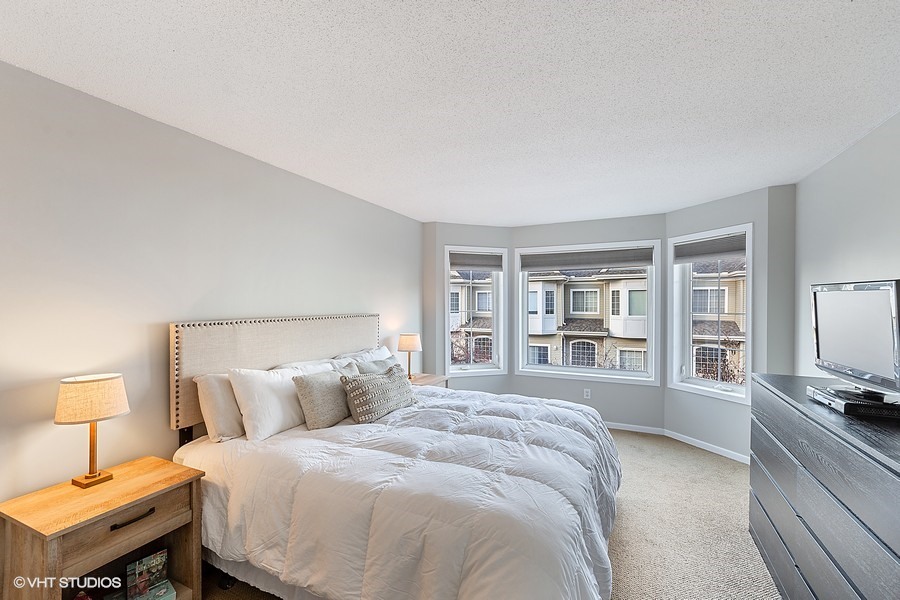 Master Bedroom - 939 Fairfield Way