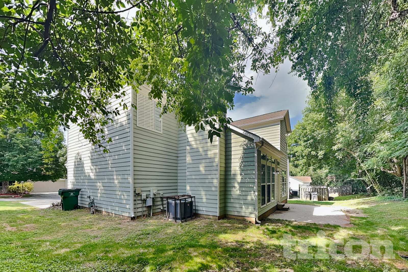 Building Photo - 10347 Battle Ct