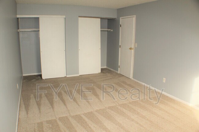 Building Photo - 4968 Silver Bow Dr