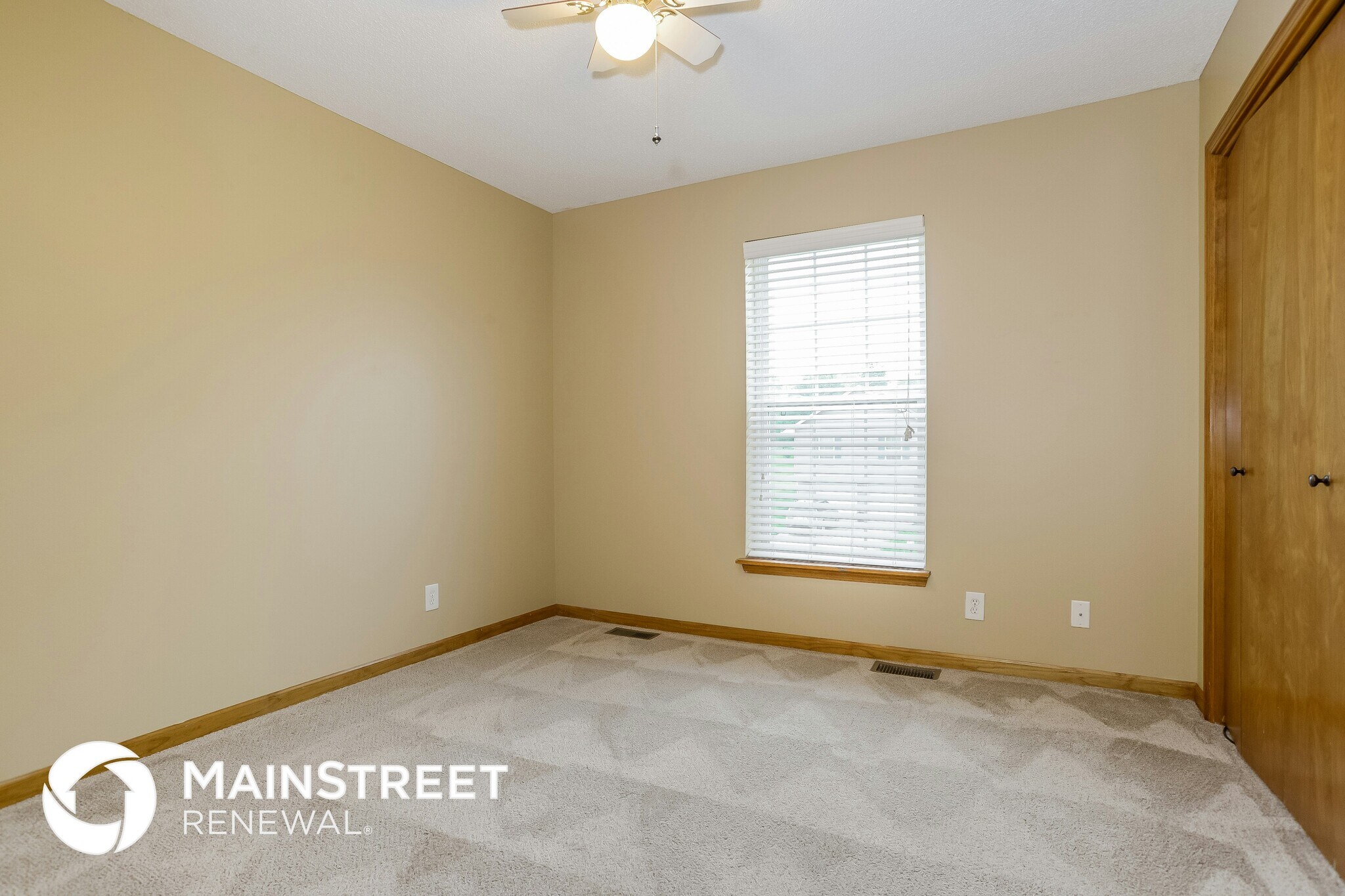 Building Photo - 1709 Briarwood Ln